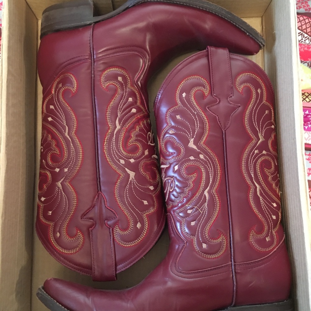 Maroon cowboy boots